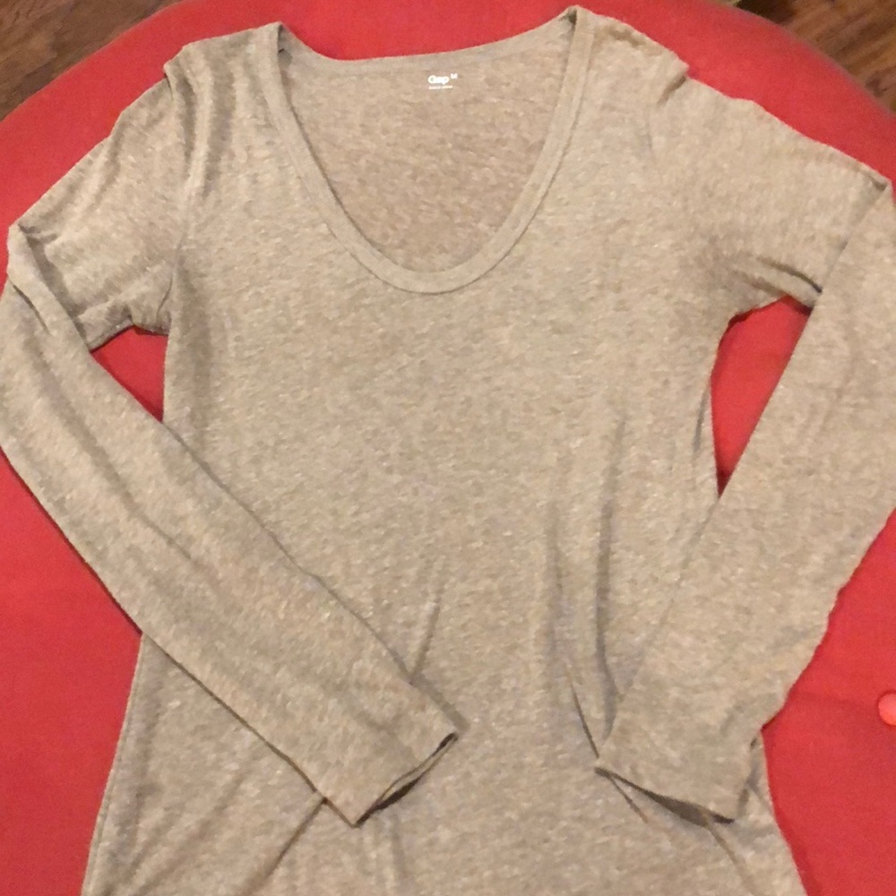 Gap M long sleeve t shirt